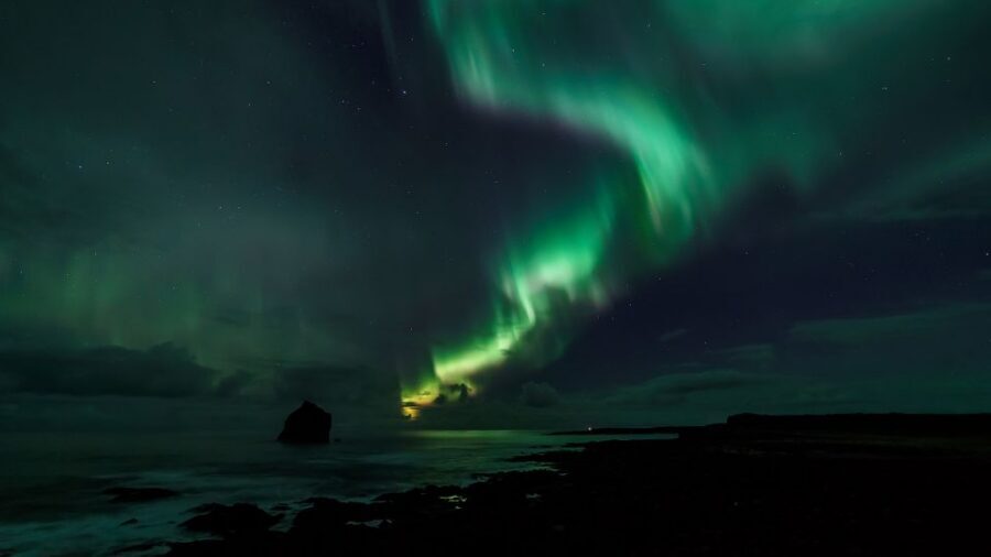 From Reykjavik: Northern Lights Boat Cruise - Why this Northern Lights cruise works better than standing on land