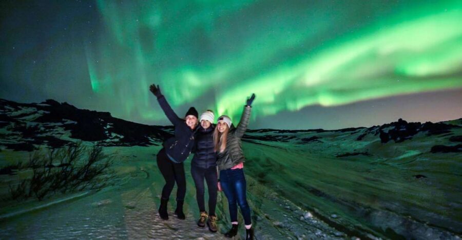 From Reykjavík: Northern Lights Super Jeep Tour - Key Points at a Glance