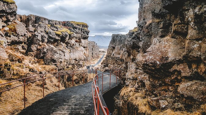 From Reykjavik: Private Golden Circle Iceland Day Tour - Thingvellir National Park: where two plates let you see the ground shift