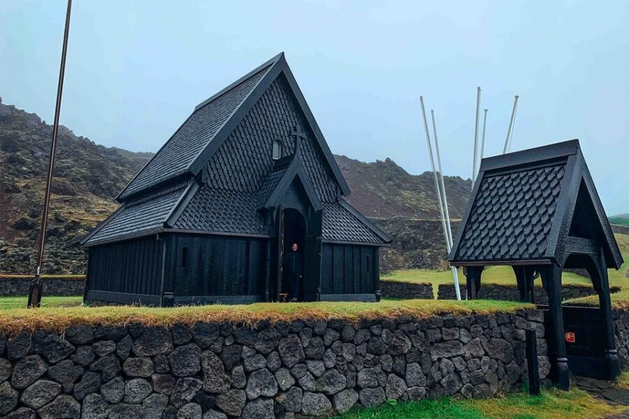 From Reykjavik: Puffin and Volcano Tour in Westman Islands - Reykjavik departure to the ferry: why the timing matters