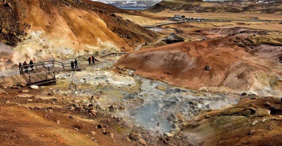 From Reykjavik: Reykjanes Geopark Tour & Airport Transfer - Pickup, minibus comfort, and how to set yourself up for an easy day