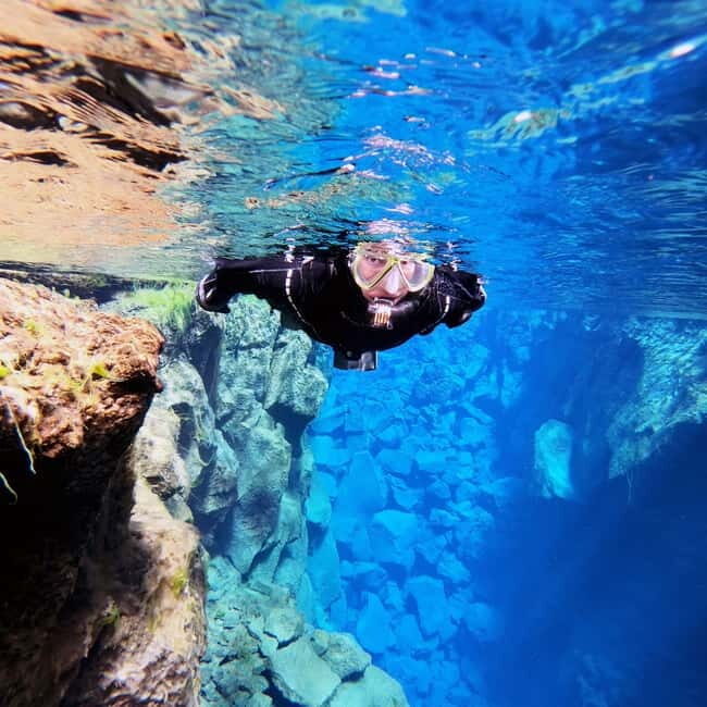 From Reykjavík: Silfra Snorkeling with free photos - The 6-hour plan from Reykjavík: what happens when