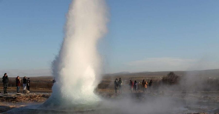 From Reykjavík: Summer 3-Day South Coast/Golden Circle Tour - Day 2: South Coast Waterfalls to Vatnajökull and the Skaftafell Glacier Hike