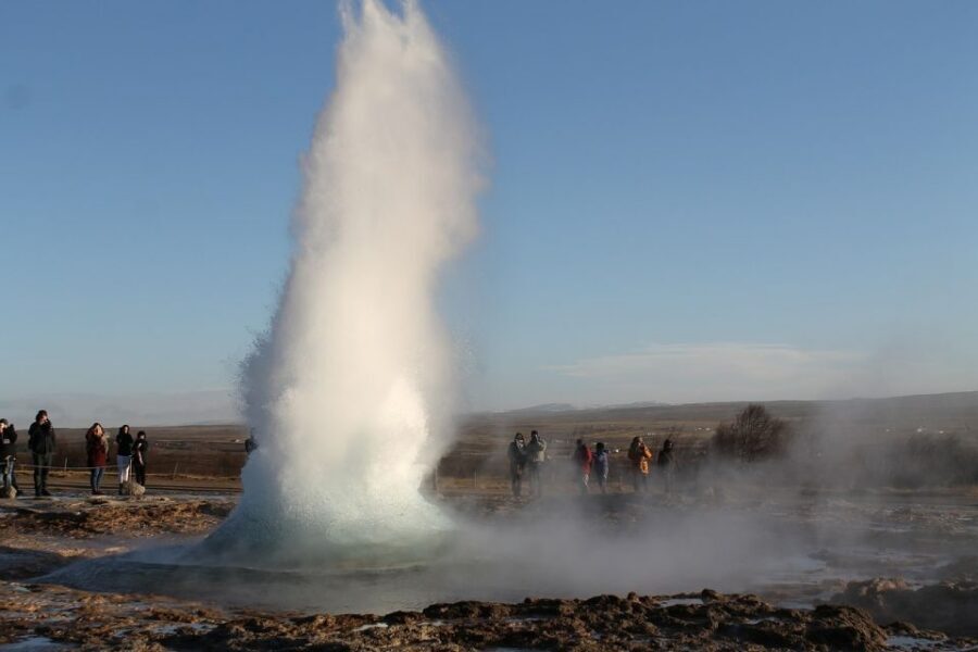 From Reykjavík: Summer 3-Day South Coast/Golden Circle Tour - Small-Group Comfort: Max 18 People, Guide-Led Flow, and Hotel Recovery Time