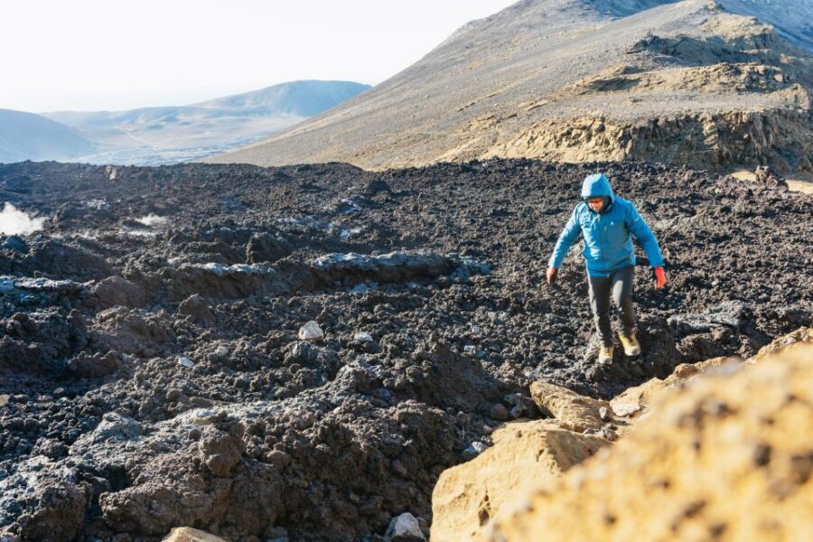 From Reykjavík: Volcanoes and Blue Lagoon Day Trip - What to pack and how to dress for a lava-walk day