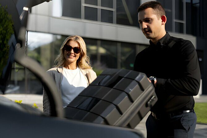 From Skarfabakki Cruise Terminal: Private Transfer to KEF Airport - Quick hits before you book