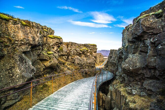 Full-Day Golden Circle Private Tour from Reykjavík - Great Geysir: watching steam and boiling water hit a regular rhythm