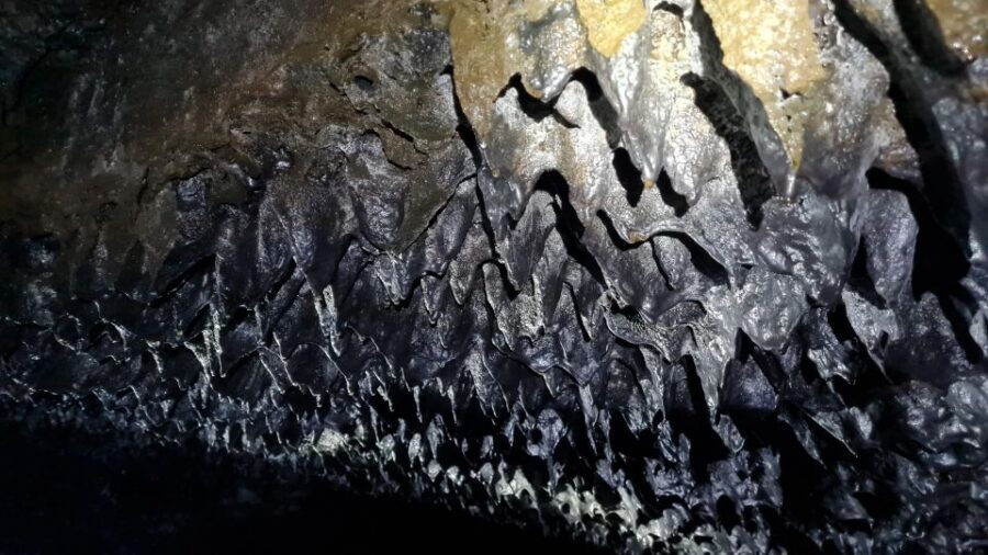 Geological Lava Tunnel Adventure - Arnarker Cave - Inside Arnarker: what you’ll see, feel, and learn
