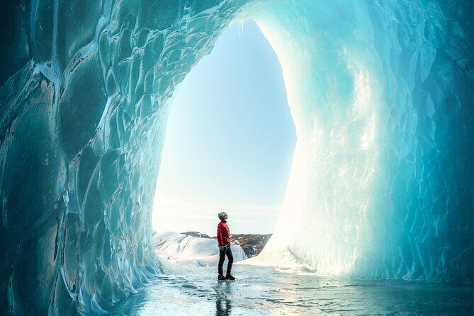 Glacier and Ice Cave Private Photoshoot - 15 Shot Photo Package - Key things I’d focus on before you book