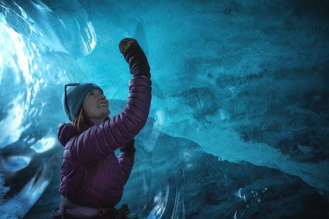 Glacier and Ice Cave Private Photoshoot - 15 Shot Photo Package - Who this private glacier photo shoot fits best