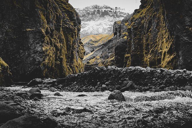 Glacier Express Jeep & Hiking Tour - Local Icelandic Guide - The 3-hour Solheimajökull glacier hike: what you can expect on the ice
