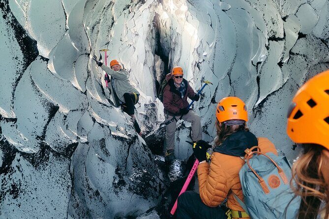 Glacier Hike at Sólheimajökull Shared Experience - What to wear: boots, gloves, and not overthinking it