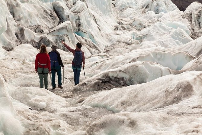 Glacier Hike from Skaftafell - Extra Small Group - Timing and crowd control: morning quiet vs June–August evening departures