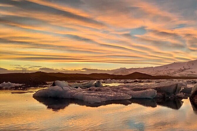 Glacier Lagoon, Diamond Beach, Black Sand Beaches and Waterfalls - Black sand at Vikurfjara and Reynisfjara: beauty with strict boundaries