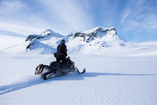 Glacier Rush – Fast pace snowmobile - SnoMo Glacier - Glacier Rush on Langjökull: what makes this ride faster
