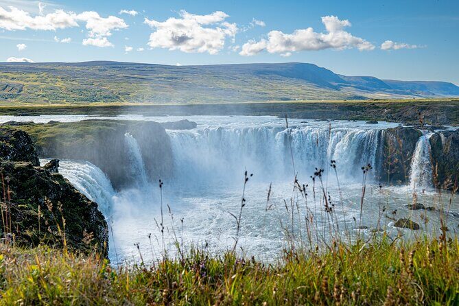 Goðafoss Waterfall from Akureyri Port - From Akureyri Port to Goðafoss: the straight-shot coach ride