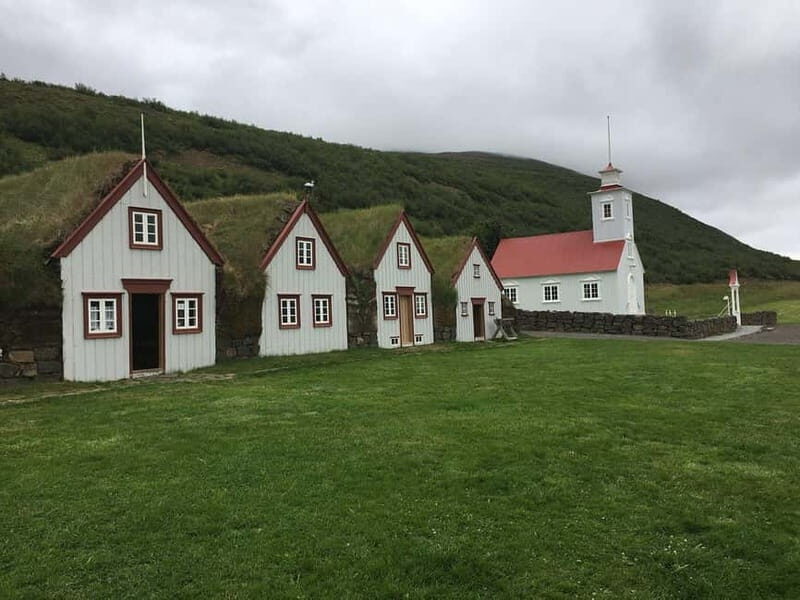Godafoss Waterfall & Turf House Tour from Akureyri Port - Getting Oriented: Akureyri Port Pickup and the Coach Timeline