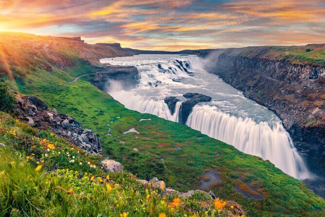 Golden Circle - Gullfoss waterfall: power you can’t fake