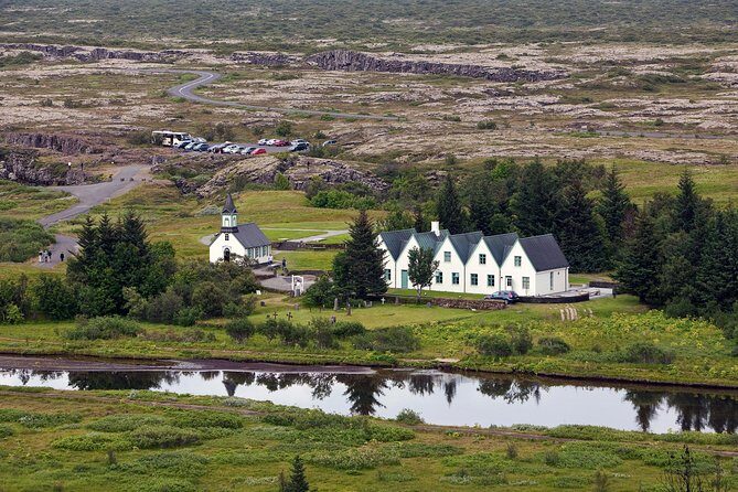 Golden Circle 7 Hours Bus Tour from Reykjavik - How This Afternoon Golden Circle Tour Feels (and why it works)
