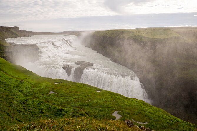 Golden Circle and Sky Lagoon Full-Day Tour - Kerið crater: red volcanic rock and a cyan lake