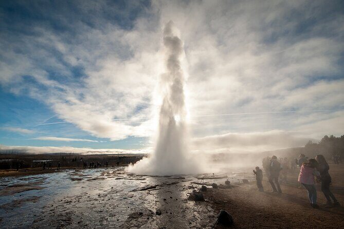 Golden Circle, Farm & Sky Lagoon Admission Small Group Tour - How the day flows: from geysers to a spa reset