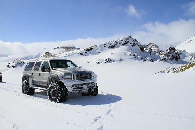 Golden Circle, Glacier & Northern Lights/Midnight sun / guided private tour - Langjökull Glacier by Super Jeep: driving on the ice