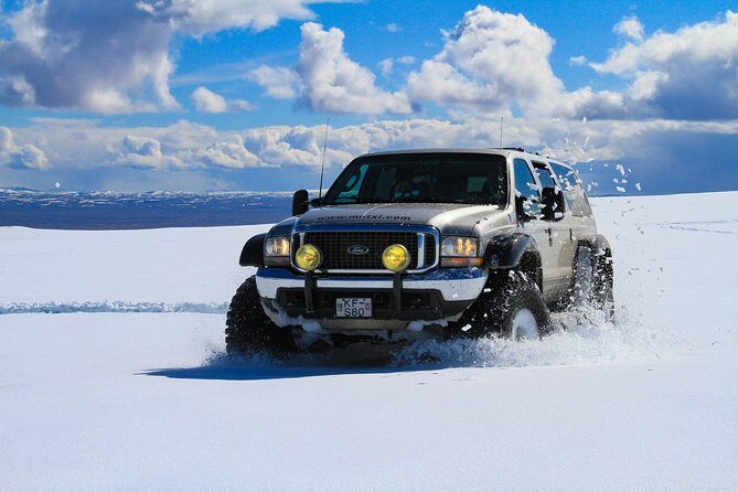 Golden Circle Glacier Super Jeep Tour / guided private tour - Golden Circle plus Langjökull: why this day feels bigger