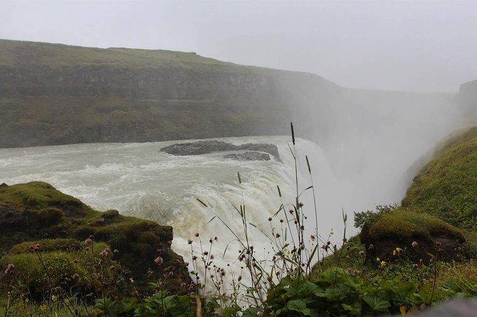 Golden Circle & Secret Lagoon & Friðheimar (lunch included) - PRIVATE TOUR - Photo ops and pacing: how to make the most of 9 hours
