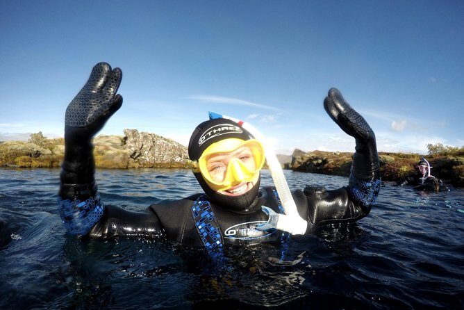 Golden Circle & Snorkeling in Silfra From Reykjavík with Free Photos - Gullfoss Waterfall: The Big-Impact Stop