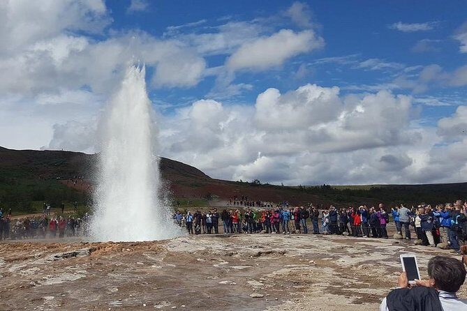 Golden Circle & South Coast. Private Day Tour - Fridheimar greenhouse lunch: warm food break, plus a realistic budget check