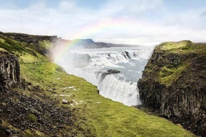 Golden Circle & South Coast Tour - Geysir: why Strokkur’s eruptions feel like a show