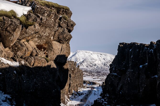Golden Circle with Kerid Crater & Local Farm Visit in Small Group - Thingvellir National Park: walking between tectonic plates