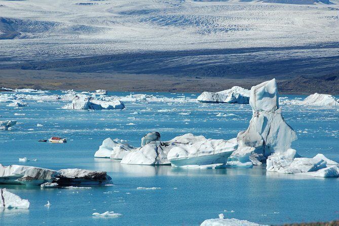Guided Glacier Lagoon and Diamond Beach Day Trip from Reykjavik - Eyjafjallajökull views and the “why Iceland looks like Iceland” moments