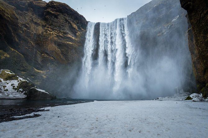 Guided Glacier Lagoon and Diamond Beach Day Trip from Reykjavik - Northern Lights chance on the return: how to think about the odds