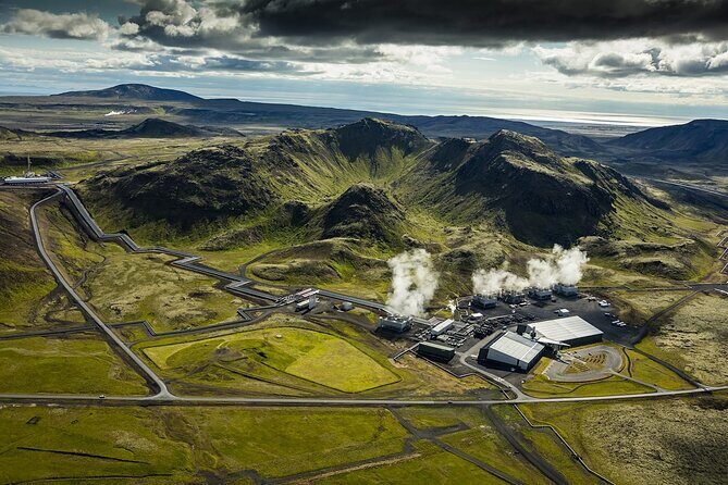 Helicopter tour from Reykjavik: Hengill Area with at site landing - Ace FBO Reykjavík and the short flight rhythm