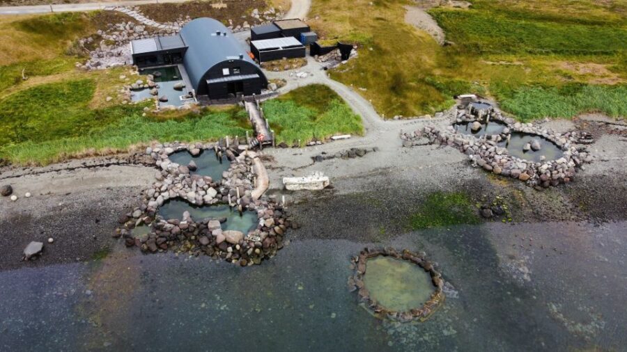 Hvammsvik Hot Springs: Admission Package - Rules and safety: why the atmosphere stays calm