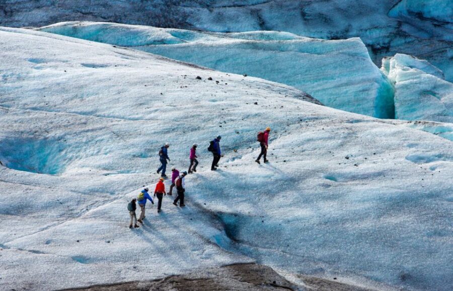 Iceland: 3-Day Golden Circle, South Coast, & Glacier Tour - Day 3: Jökulsárlón Glacier Lagoon, Amphibious Boat Ride, and Fjáðrárgljúfur
