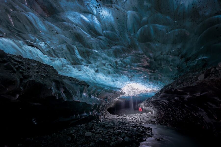 Iceland: Ice Cave Captured with Professional Photos - Sapphire Ice Cave, photographed for real in 3 hours