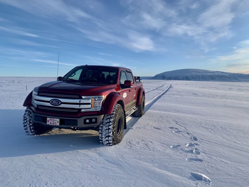 Iceland in a nutshell, private Super Jeep - Driving Langjökull Glacier in a Super Jeep