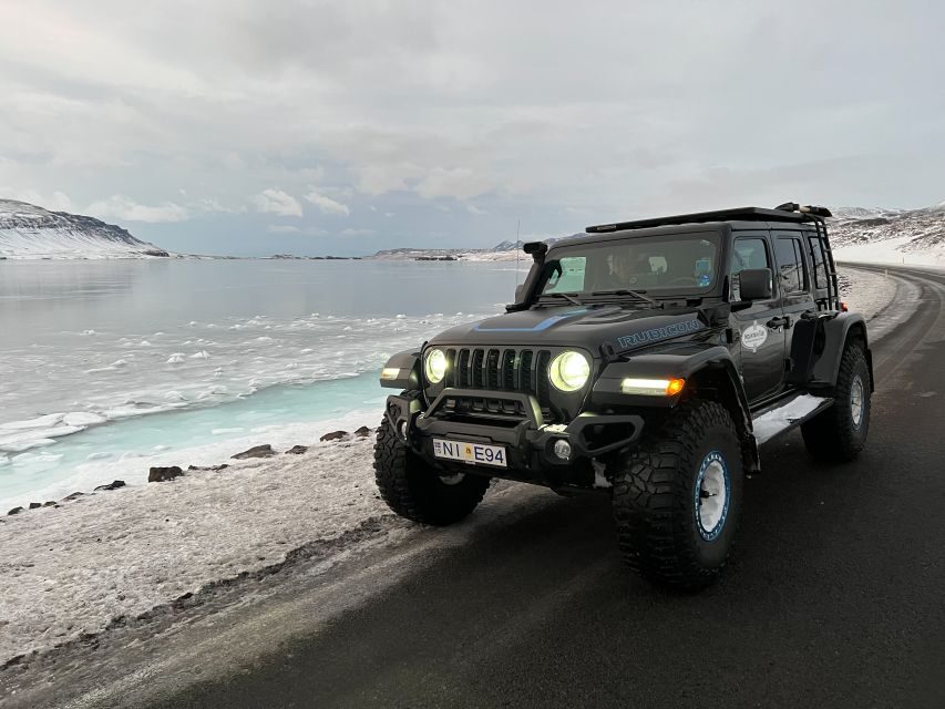 Iceland in a nutshell, private Super Jeep - Surtshellir Lava Cave: When the Ground Feels Like It’s Still Alive