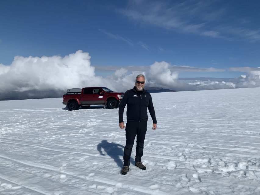 Iceland in a nutshell, private Super Jeep - Borgarfjörður Area and the Hvalfjörður Fjord on the Way Back