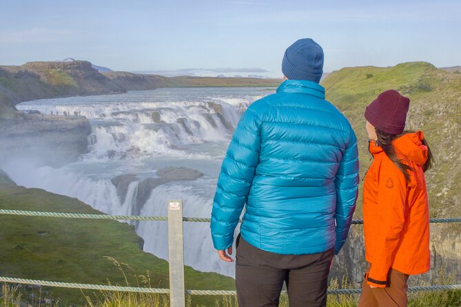 Iceland Stopover: The Golden Circle Day Tour - Pickup timing and the 8-hour loop from Reykjavík