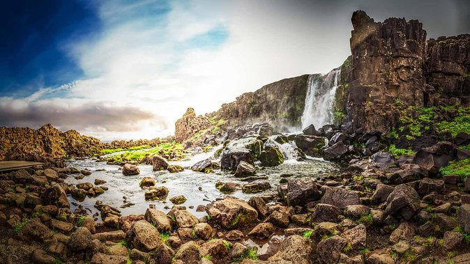 Iceland Stopover: The Golden Circle Day Tour - Geysir Geothermal Area: Strokkur’s more reliable eruptions