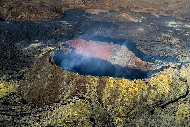 Iceland Volcanic Eruption Area Helicopter Tour from Reykjavík - Reykjanes and Reykjavík in one compact flight