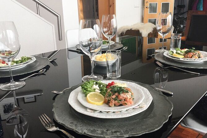 Icelandic Cooking Class in Downtown Reykjavik with Musical Hosts - Choosing Lunch or Dinner: How to Pick the Best Time