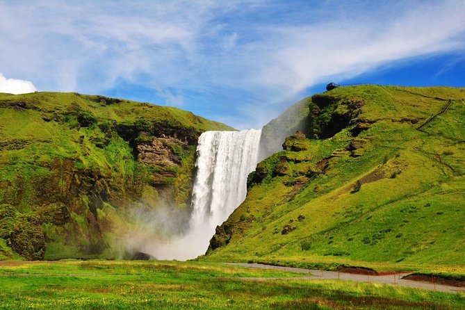 Iceland's South Coast Full Day Tour from Reykjavik - Why the South Coast feels easier than it should