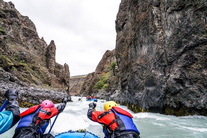 Iceland’s Top Grade 4 Rafting – Drysuit, Canyon & Adrenaline - From Akureyri to the river: why this rafting day feels different