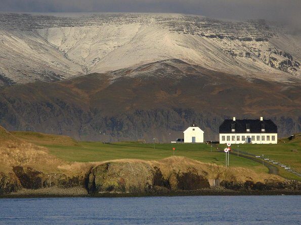 Imagine Peace Tower Tour on Viðey island | John Lennon tribute - Why the lit Imagine Peace Tower works so well at night
