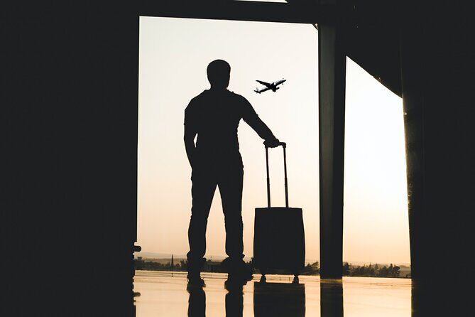 Keflavik Airport Private Transfer Round Trip - Key things I’d watch for before you go