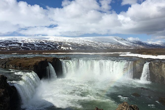 Lake Myvatn, Dettifoss and Goddafoss Waterfalls Day Tour from Akureyri - Godafoss: short stop, big payoff